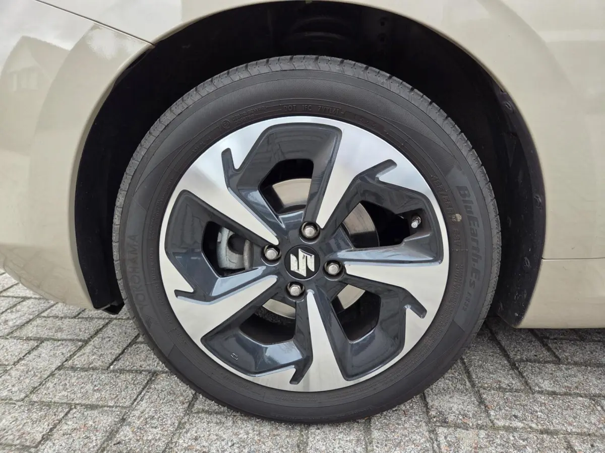 1.2 Style Smart Hybrid|Automaat|Dakspoiler|Nl. Auto|Nieuwprijs € 30298,-