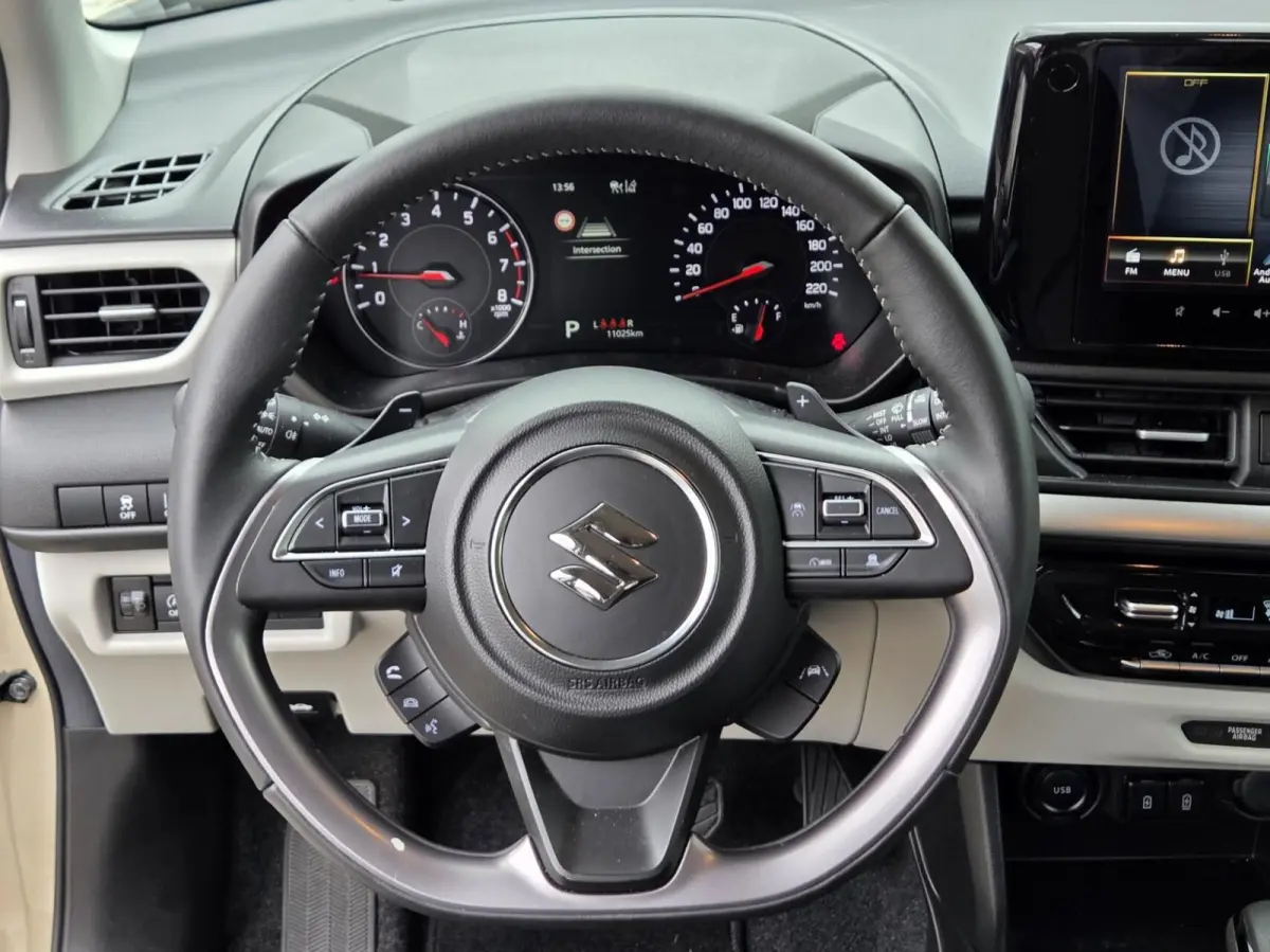 1.2 Style Smart Hybrid|Automaat|Dakspoiler|Nl. Auto|Nieuwprijs € 30298,-