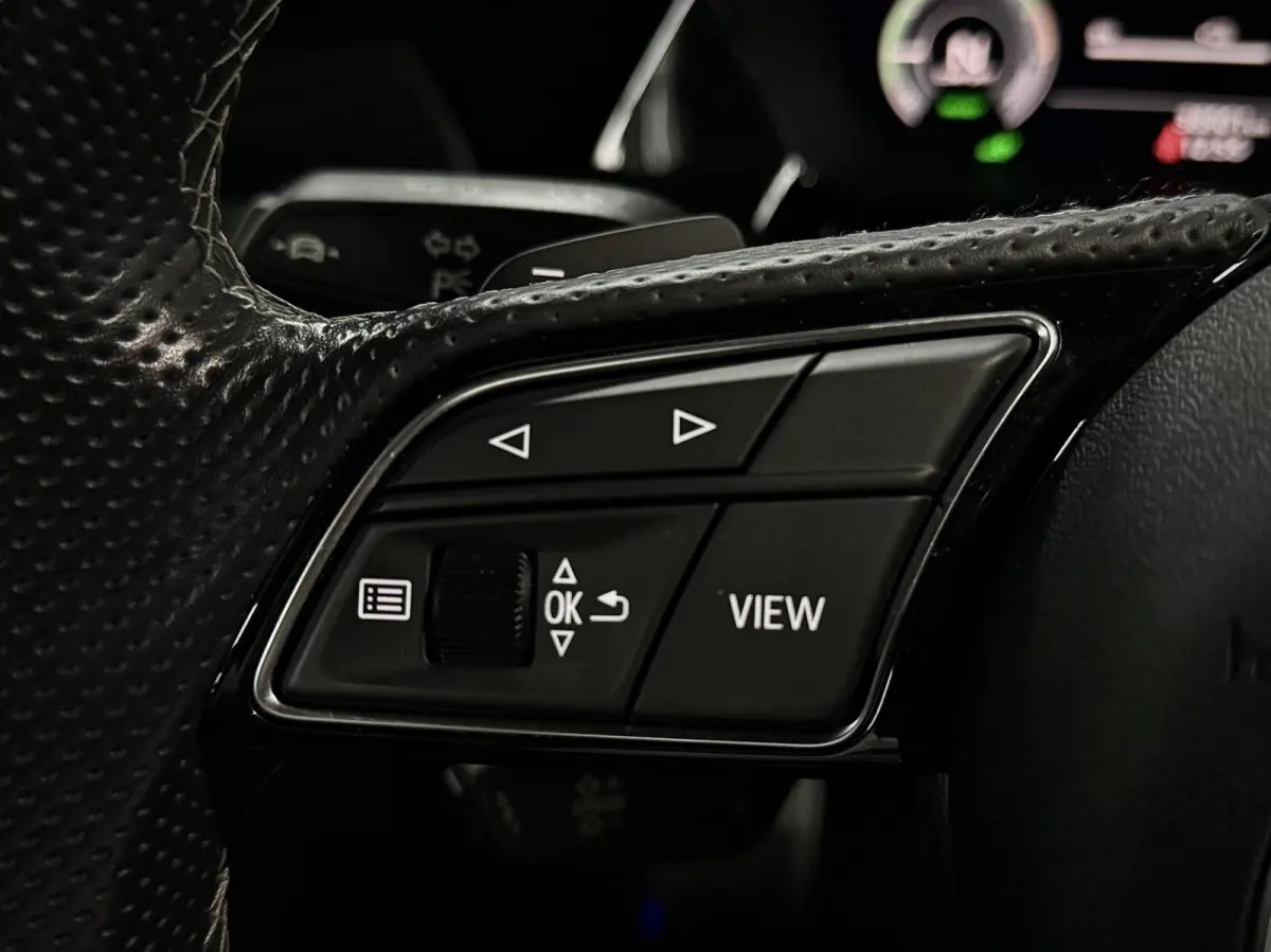 40 TFSI e|SLINE|MEM|ACC|RS-STL|KEYLESS|LED