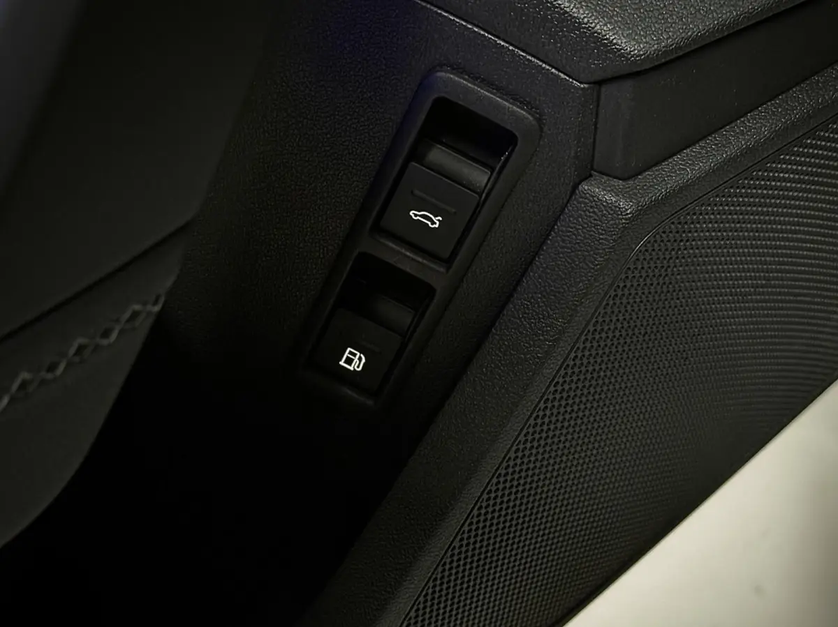40 TFSI e|SLINE|MEM|ACC|RS-STL|KEYLESS|LED