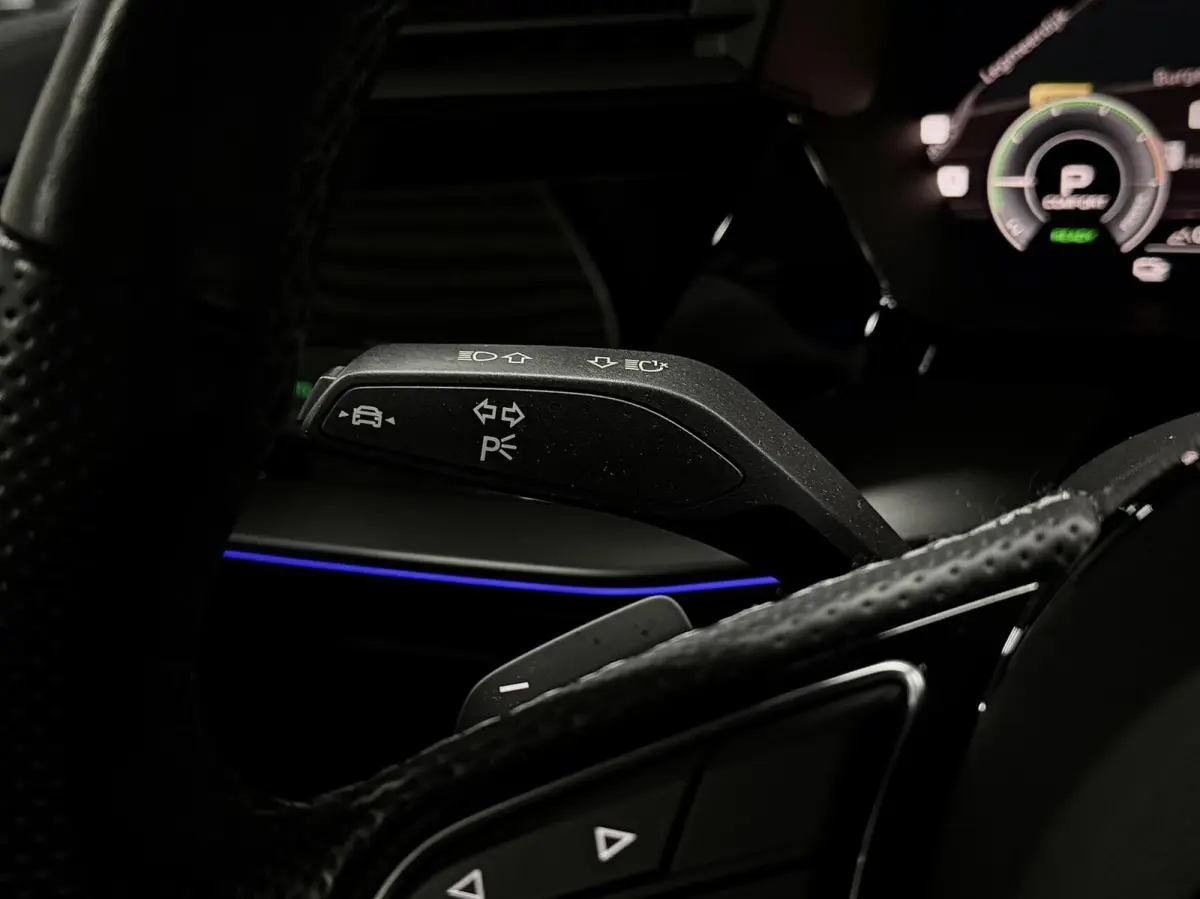 40 TFSI e|SLINE|MEM|ACC|RS-STL|KEYLESS|LED