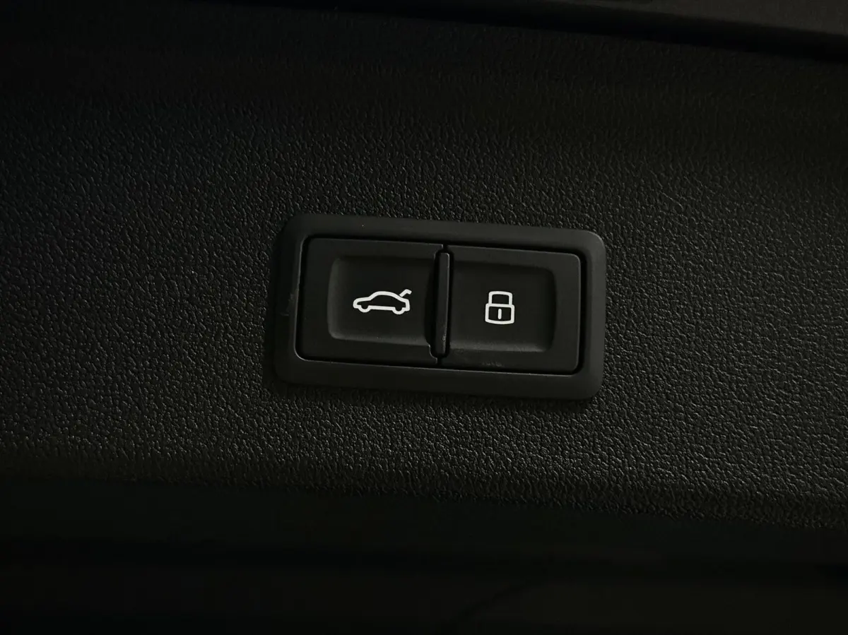 40 TFSI e|SLINE|MEM|ACC|RS-STL|KEYLESS|LED