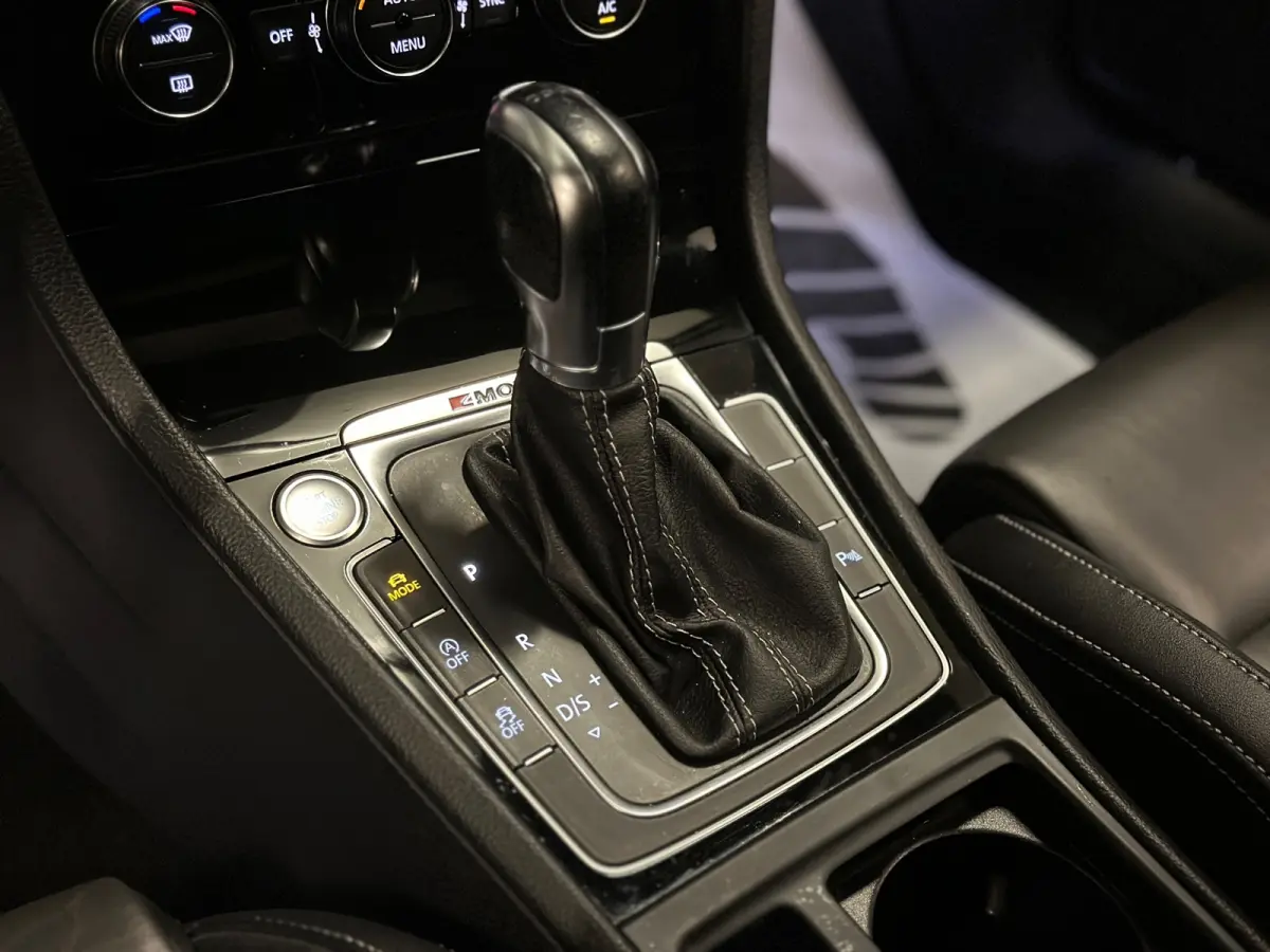 2.0 TSI 4Motion R|PANO|KEYLESS|LEDER