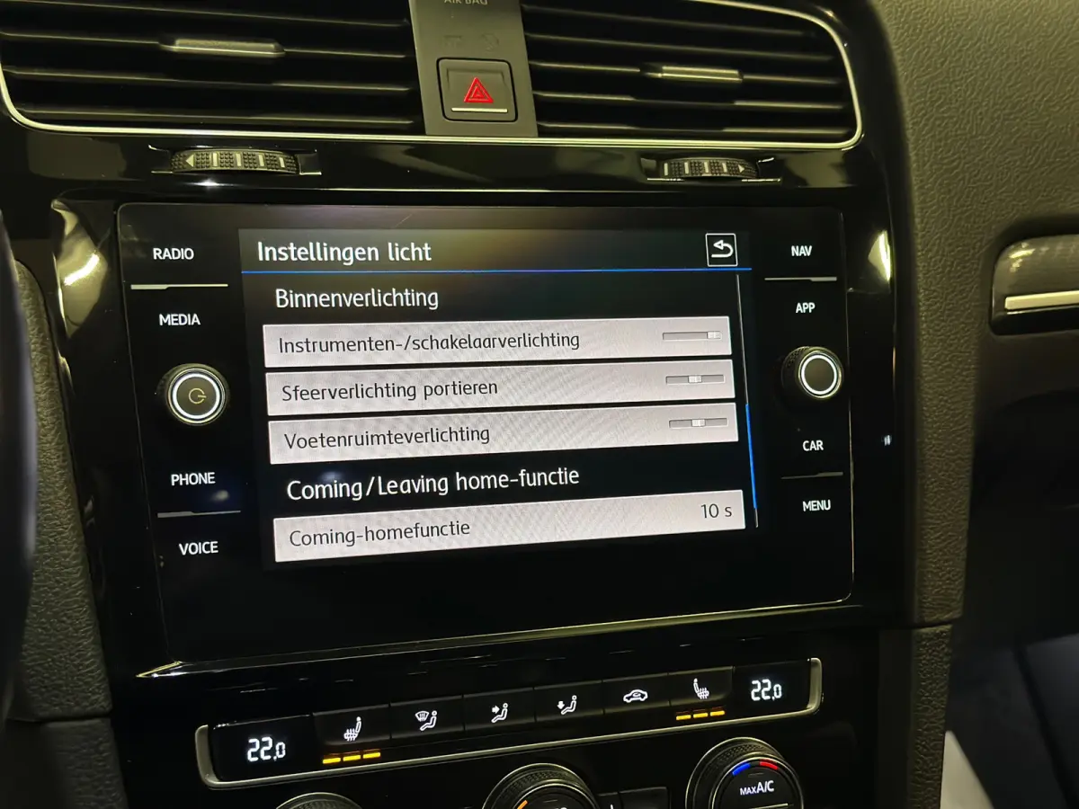 2.0 TSI 4Motion R|PANO|KEYLESS|LEDER