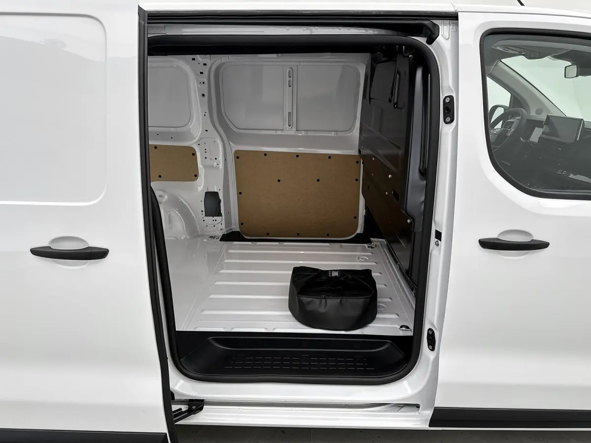 Worker Comfort L2 50 kWh Nieuw 230km WLTP Carplay Cruise control 100% elektrisch