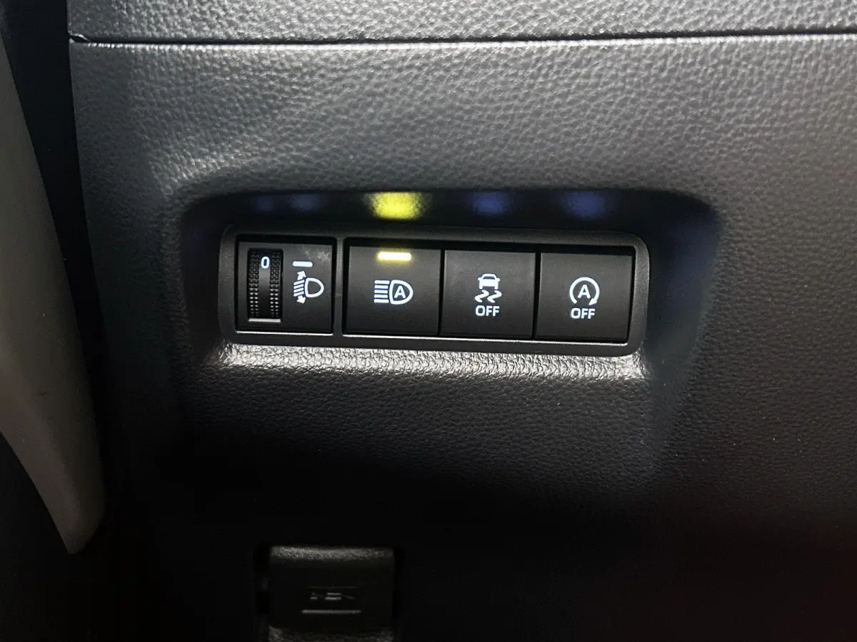 1.0 72pk MT Pulse | Apple Carplay/Android Auto | Climate Control | Adaptieve Cruise control | 17"LMV |