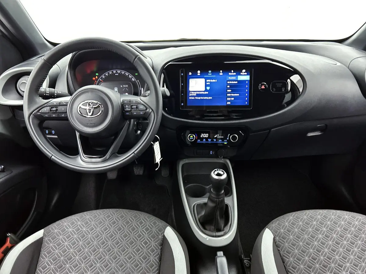 1.0 72pk MT Pulse | Apple Carplay/Android Auto | Climate Control | Adaptieve Cruise control | 17"LMV |
