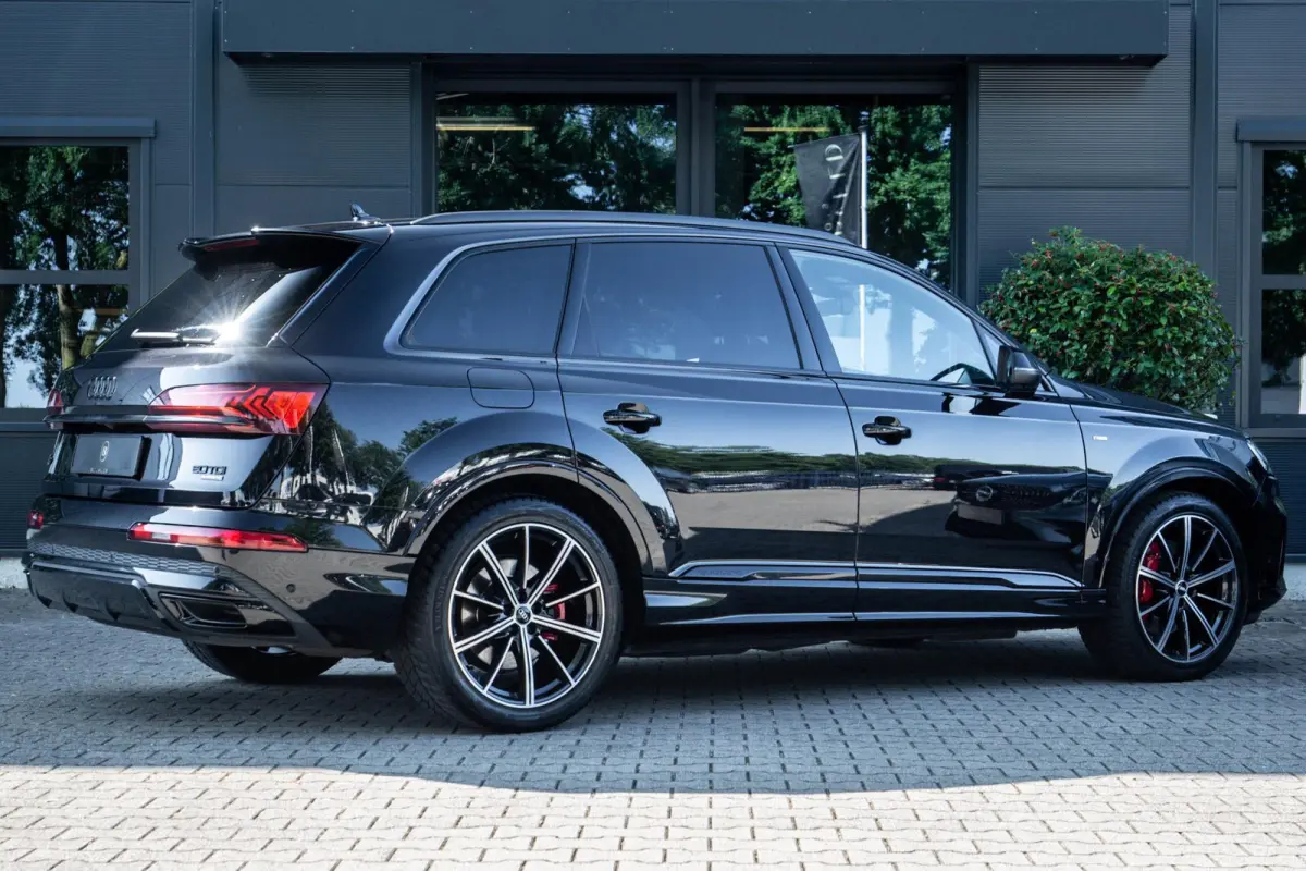 50 TDI quattro Pro Line S 7p