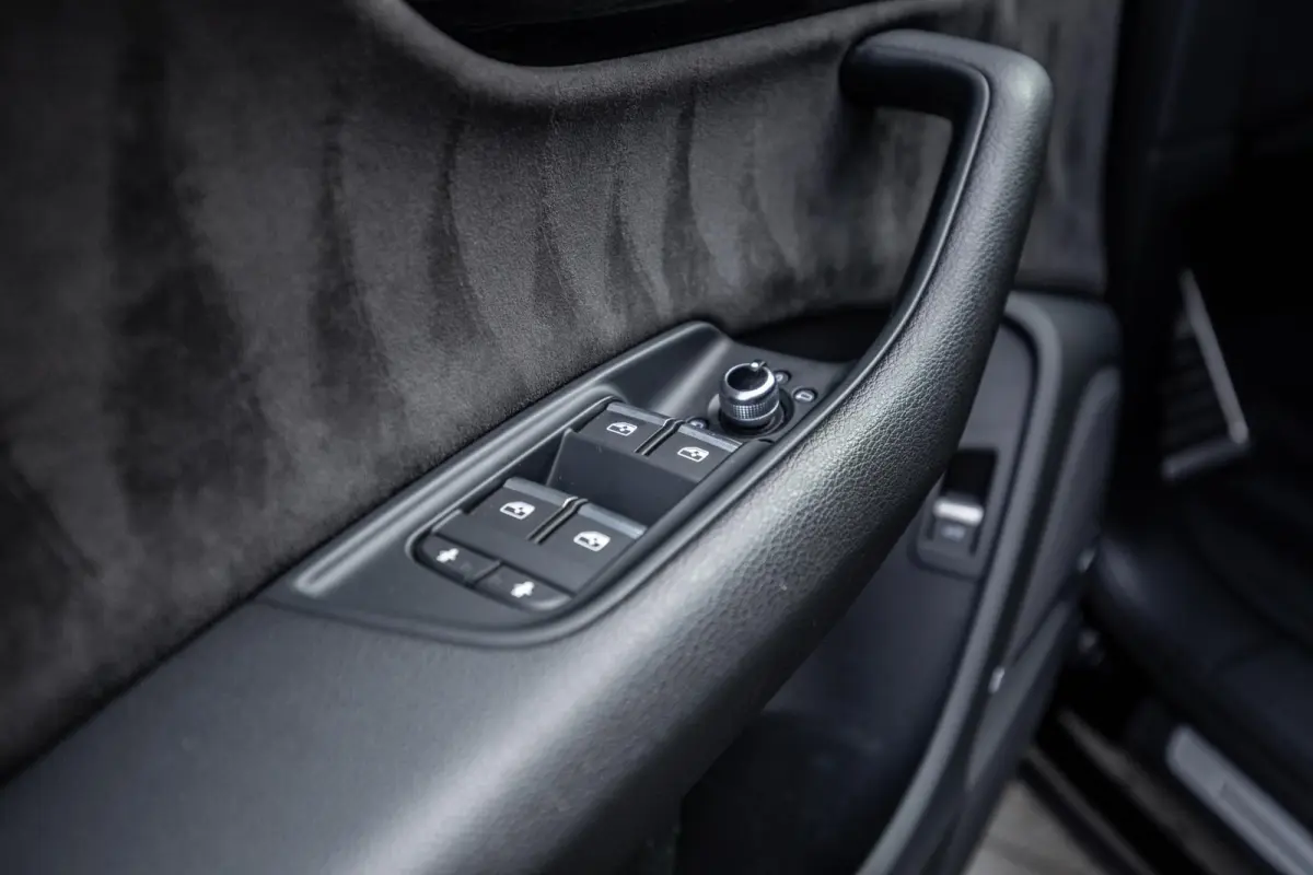 50 TDI quattro Pro Line S 7p