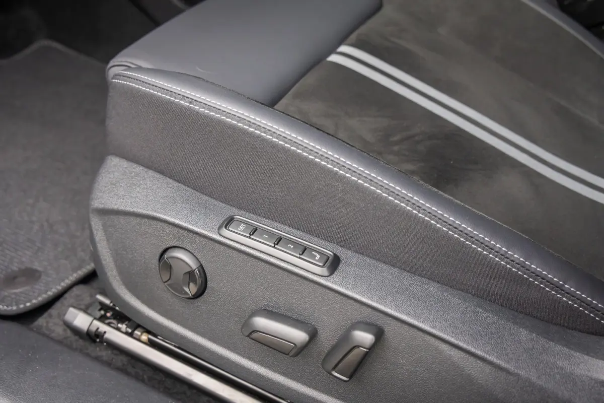 Collection Extended Range RWD 79 kWh | Driver Assistance Pack | B&O | Compleet