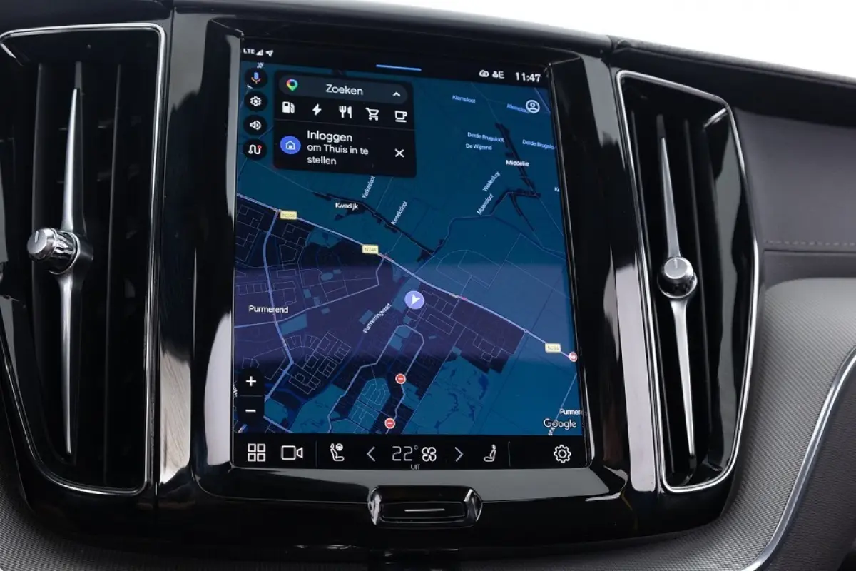 T8 Plug-in-hybrid AWD Polestar Engineered | harman/kardon | PANORMADAK | 360 Camera
