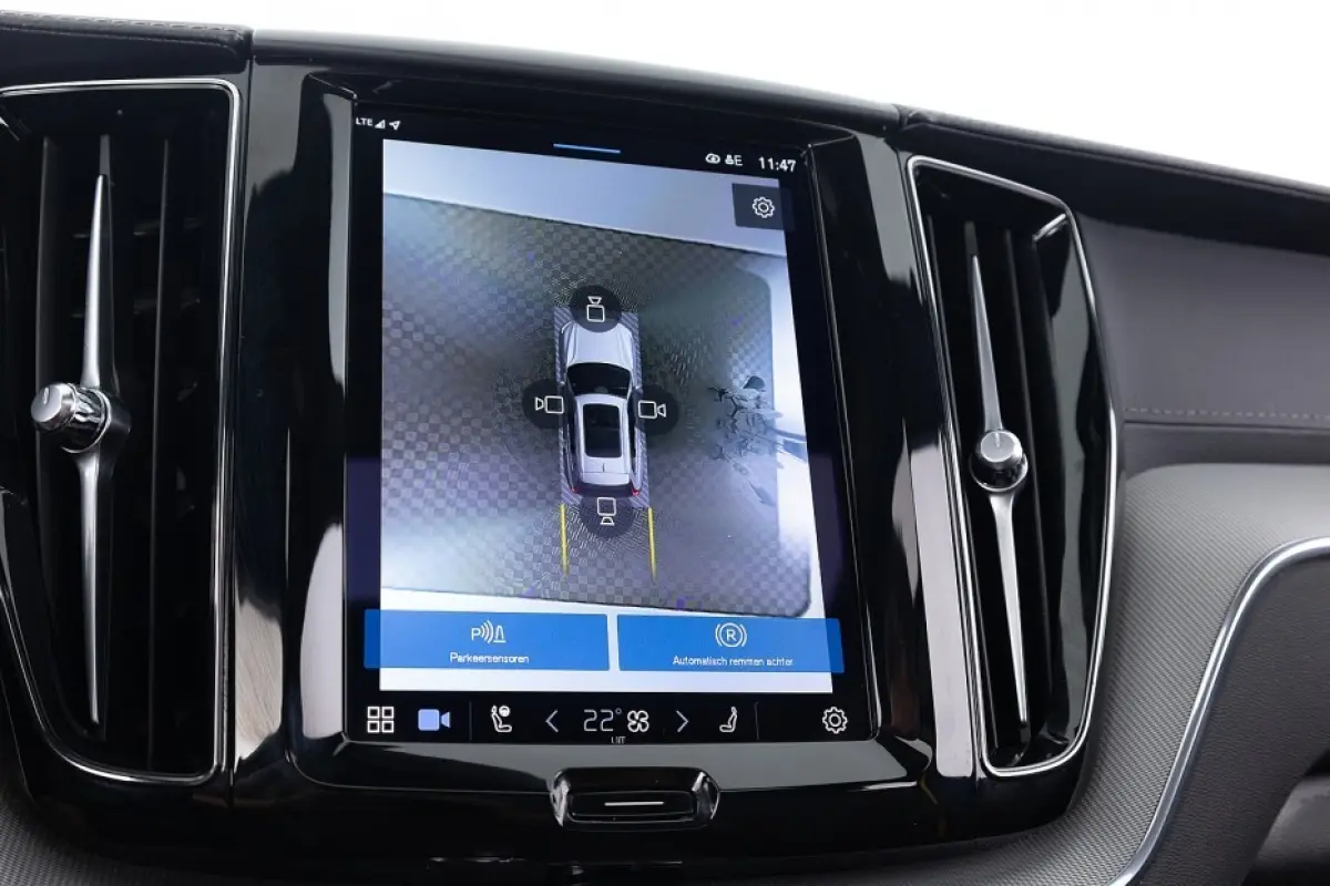 T8 Plug-in-hybrid AWD Polestar Engineered | harman/kardon | PANORMADAK | 360 Camera
