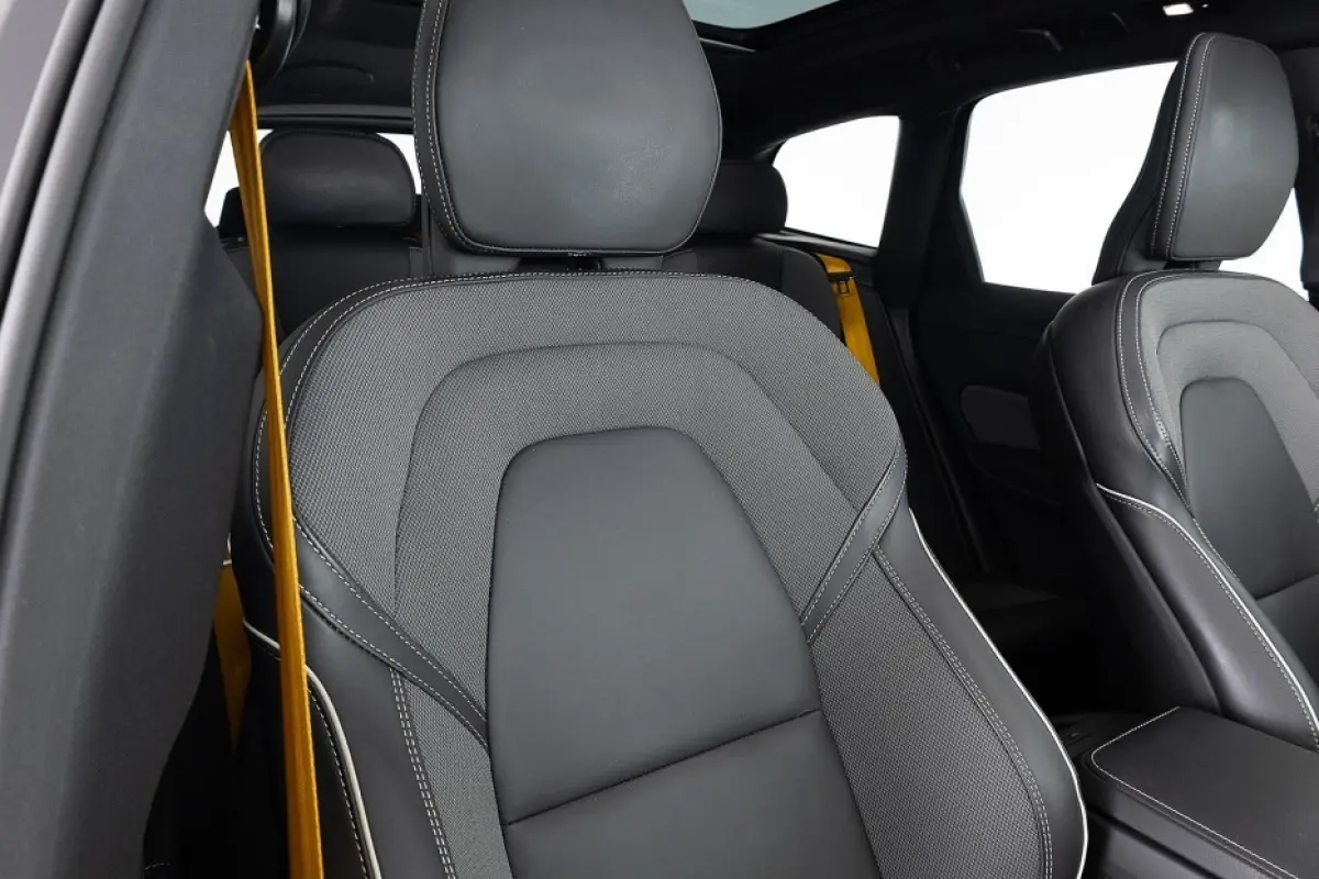T8 Plug-in-hybrid AWD Polestar Engineered | harman/kardon | PANORMADAK | 360 Camera