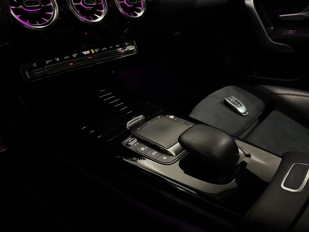 200 Launch Ed AMG 45 PACK|PANO|SFEER|MEMORY|BOMVOL!