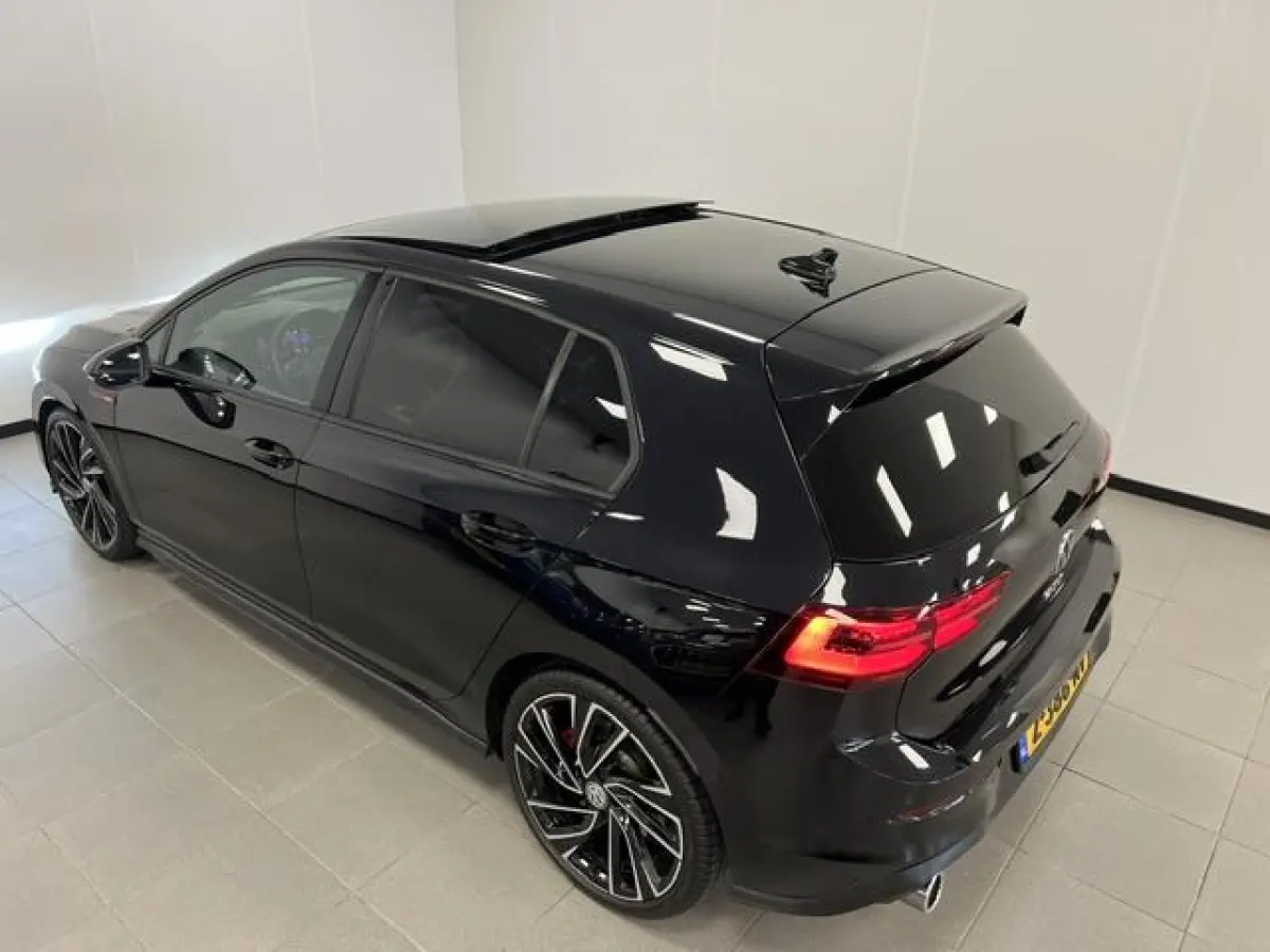 2.0 TSI GTI Performance LEDER / PANODAK / 19"INCH / ELEC.TREKH. /