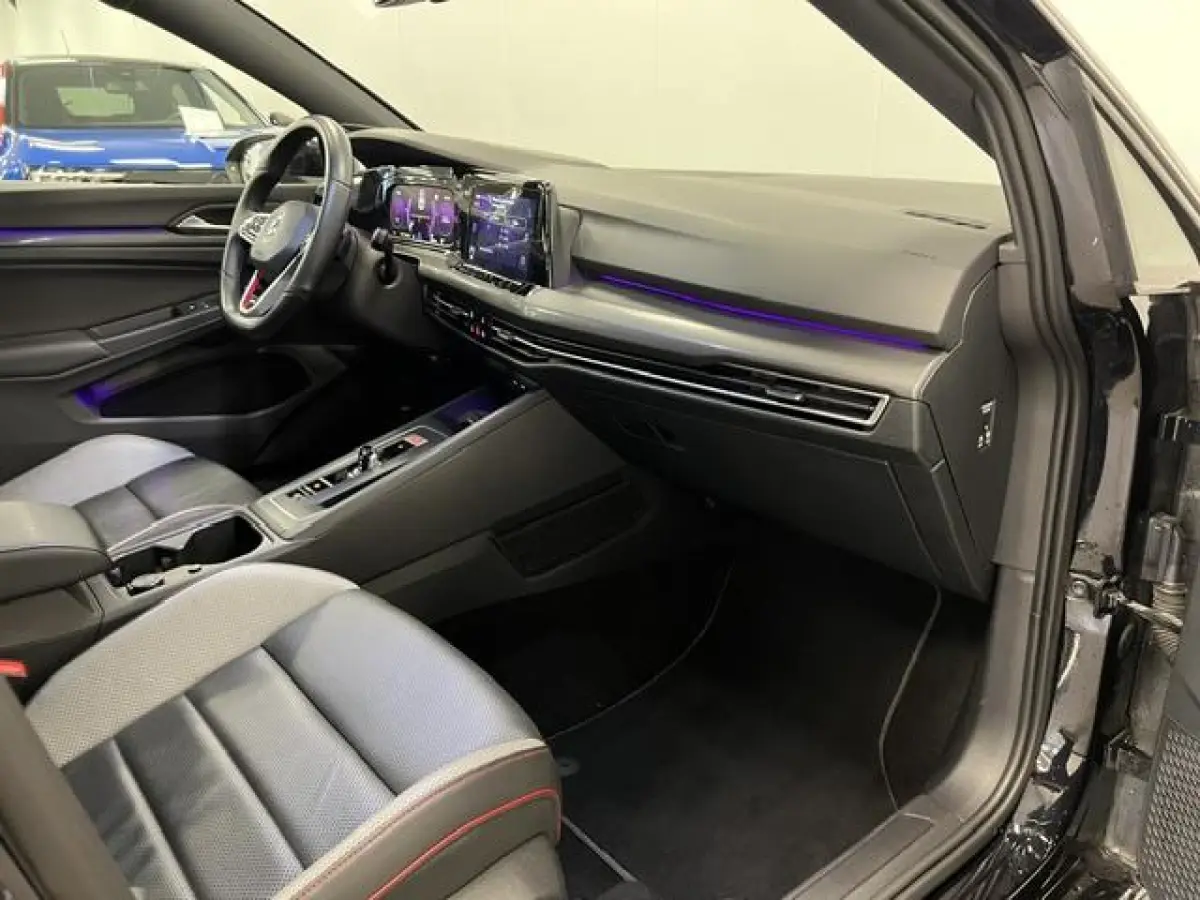 2.0 TSI GTI Performance LEDER / PANODAK / 19"INCH / ELEC.TREKH. /