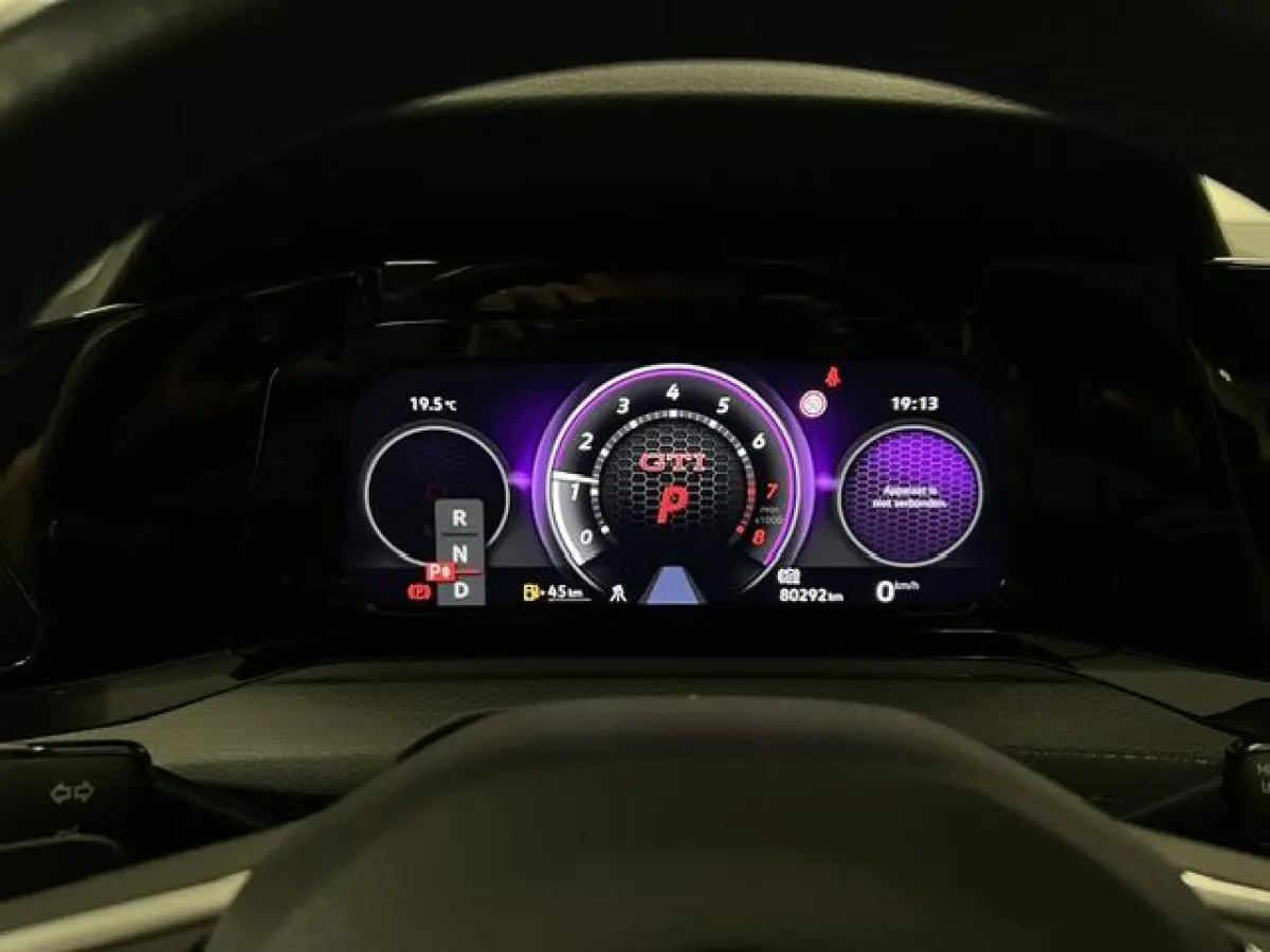 2.0 TSI GTI Performance LEDER / PANODAK / 19"INCH / ELEC.TREKH. /
