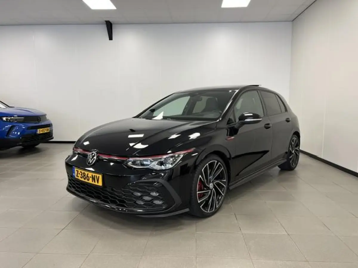 2.0 TSI GTI Performance LEDER / PANODAK / 19"INCH / ELEC.TREKH. /