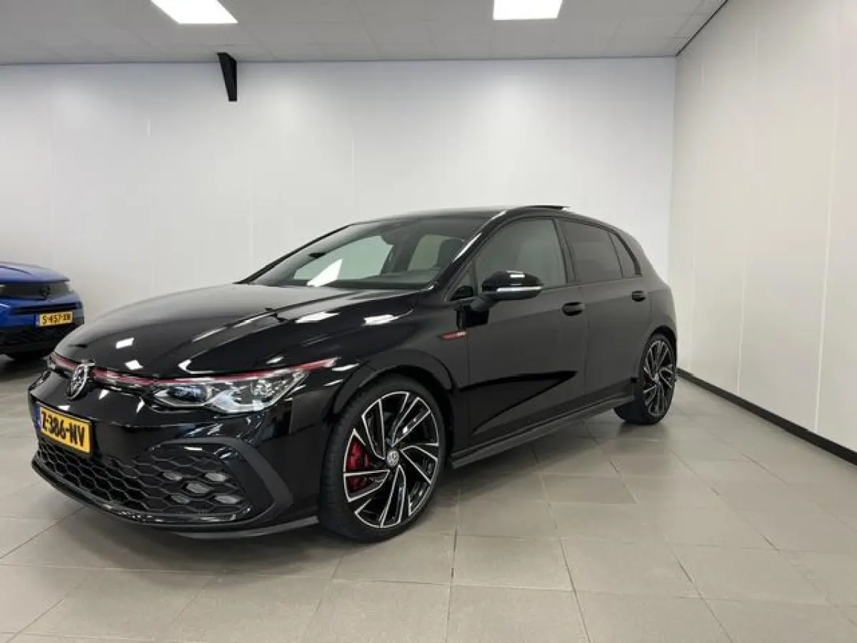 2.0 TSI GTI Performance LEDER / PANODAK / 19"INCH / ELEC.TREKH. /
