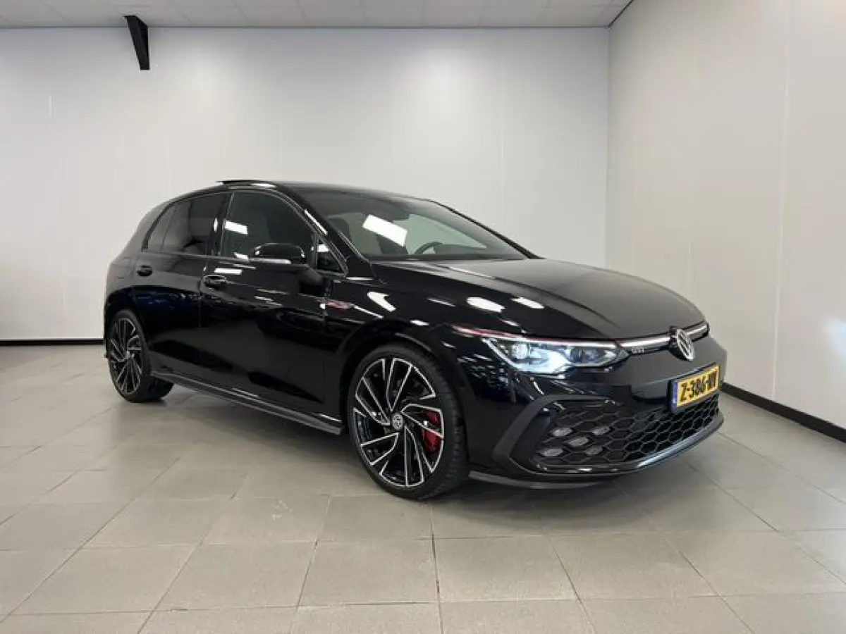 2.0 TSI GTI Performance LEDER / PANODAK / 19"INCH / ELEC.TREKH. /