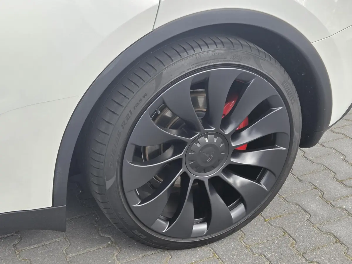 Performance AWD 75kWh | Zeer netjes