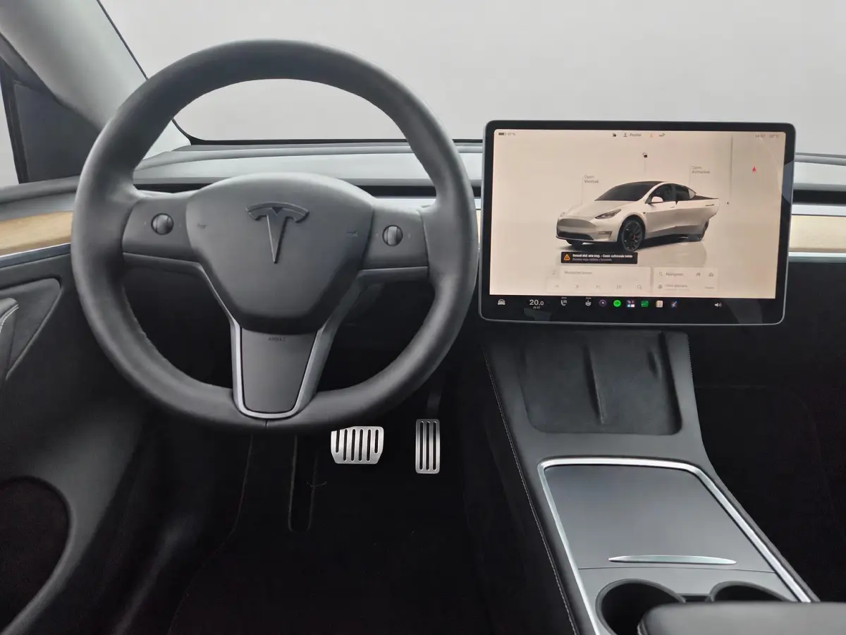 Performance AWD 75kWh | Zeer netjes