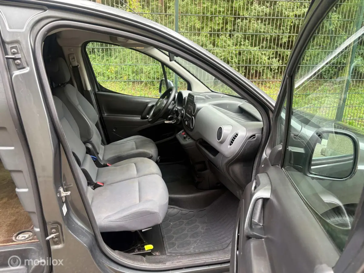 bestel 1.6 BlueHDI 100 Business S&S AUTOM.