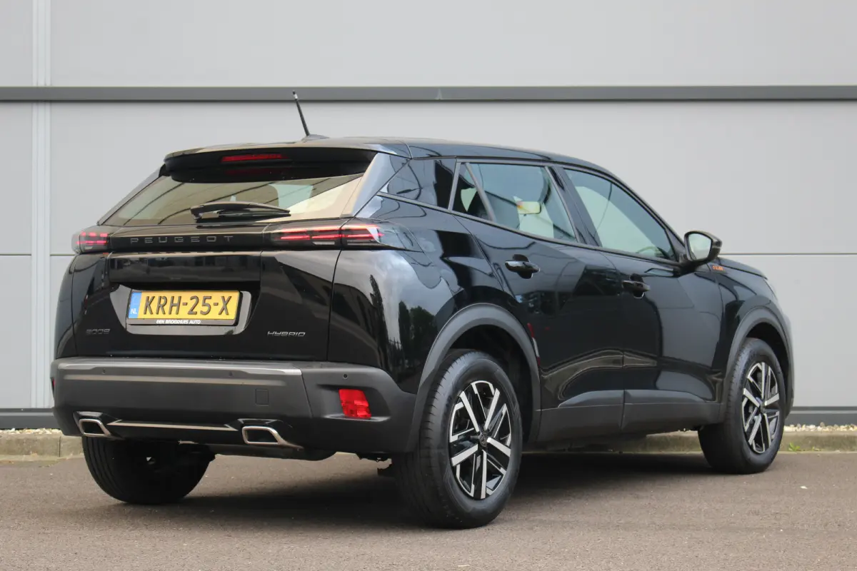 1.2 Hybrid 145 Style | Climate & Cruise C. | CarPlay | LED | DAB + | | Climate & Cruise C. | CarPlay | LED | DAB + |