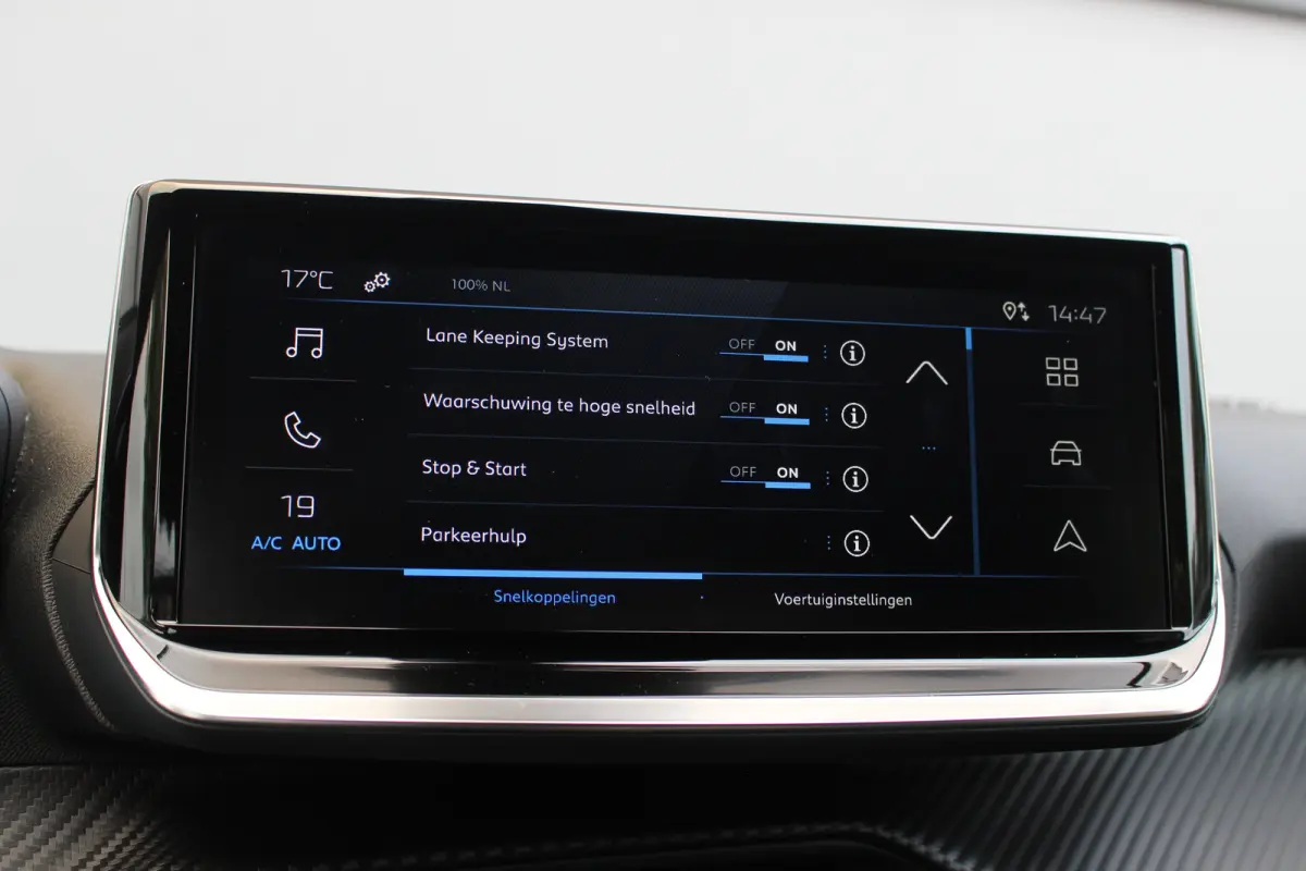 1.2 Hybrid 145 Style | Climate & Cruise C. | CarPlay | LED | DAB + | | Climate & Cruise C. | CarPlay | LED | DAB + |