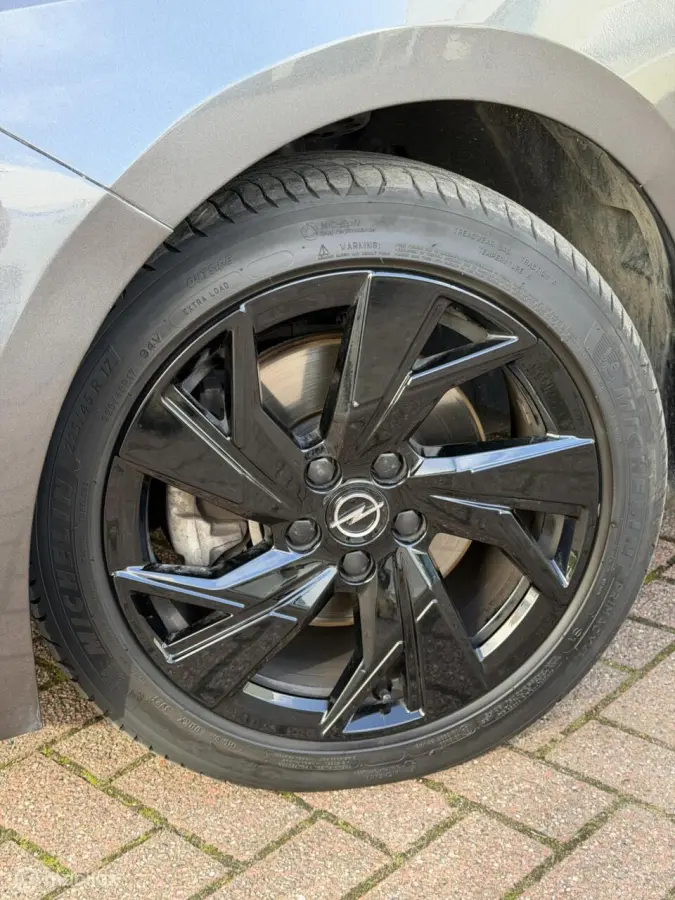 GS Sport Tourer 1.5 CDTI AUTOMAAT