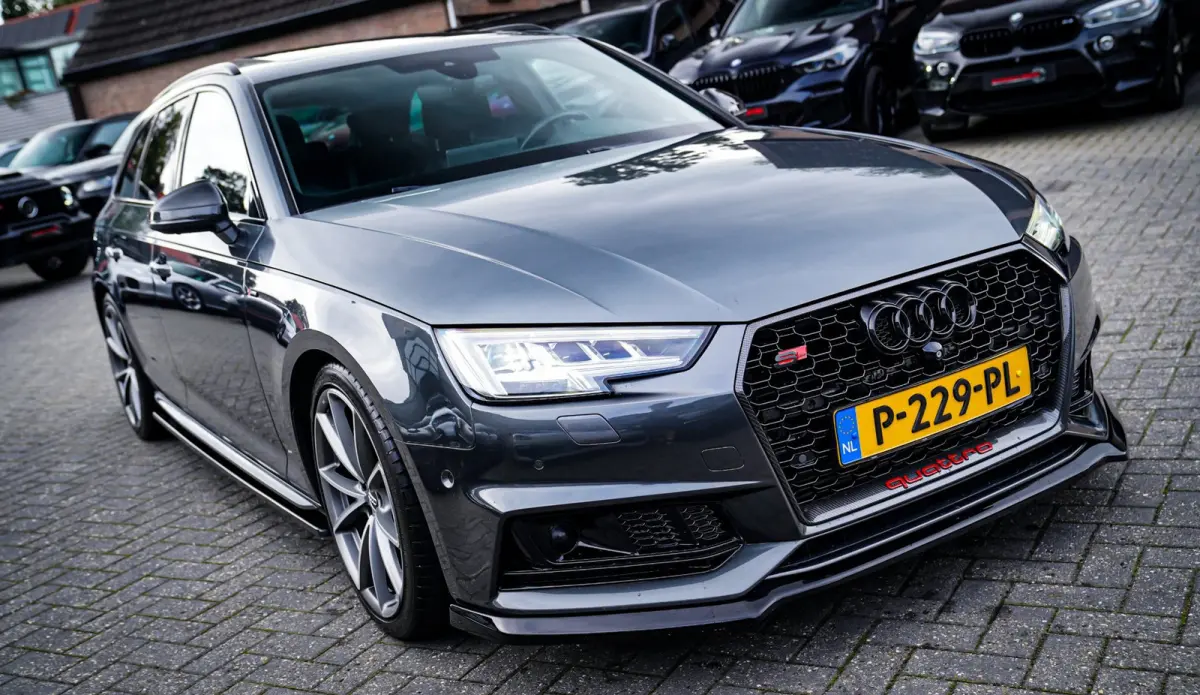 2.0 TFSI quattro Sport Pro Line S | Panorama | 252PK | 2x S-line | RS Look | Maxton Design | 19 inch | Virtual | HuD