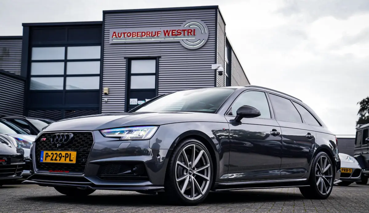 2.0 TFSI quattro Sport Pro Line S | Panorama | 252PK | 2x S-line | RS Look | Maxton Design | 19 inch | Virtual | HuD