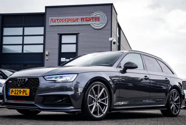 2.0 TFSI quattro Sport Pro Line S | Panorama | 252PK | 2x S-line | RS Look | Maxton Design | 19 inch | Virtual | HuD