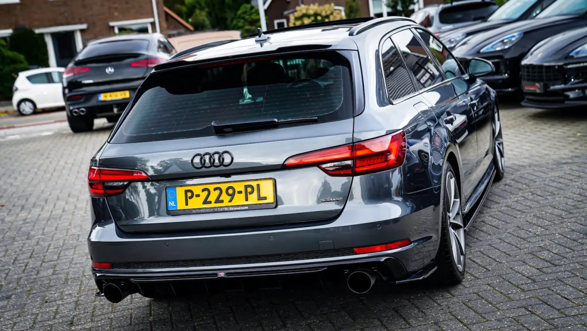 2.0 TFSI quattro Sport Pro Line S | Panorama | 252PK | 2x S-line | RS Look | Maxton Design | 19 inch | Virtual | HuD
