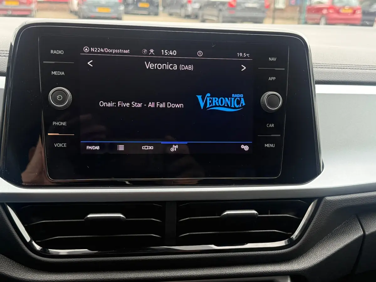 1.5 TSI Life Business, Apple Carplay/Android,Stoelverwarming,Navigatie,Achteruitrij camera,Climate control