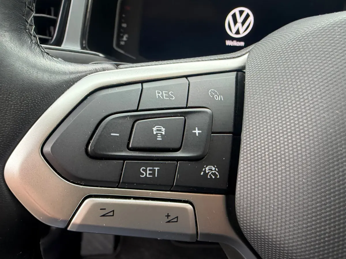 1.5 TSI Life Business, Apple Carplay/Android,Stoelverwarming,Navigatie,Achteruitrij camera,Climate control