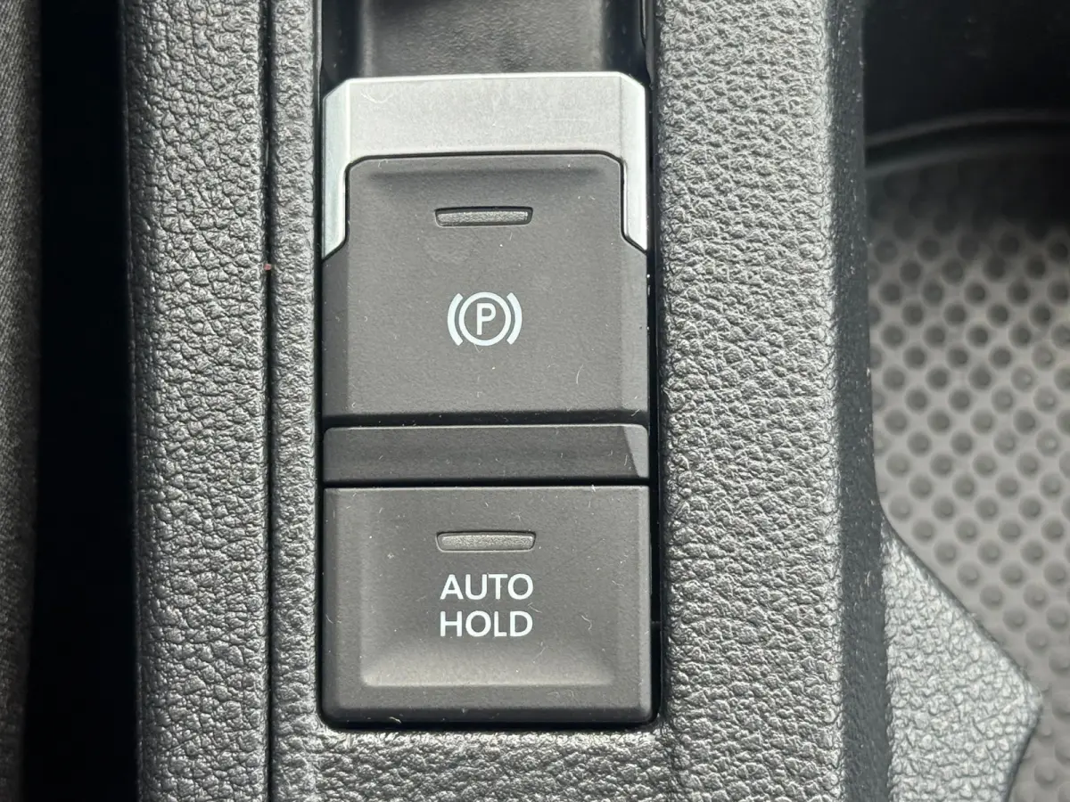 1.5 TSI Life Business, Apple Carplay/Android,Stoelverwarming,Navigatie,Achteruitrij camera,Climate control