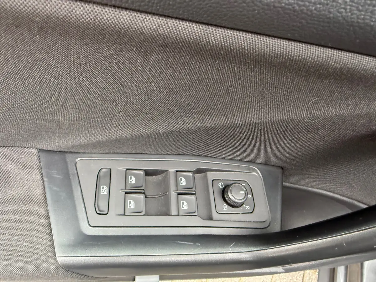 1.5 TSI Life Business, Apple Carplay/Android,Stoelverwarming,Navigatie,Achteruitrij camera,Climate control