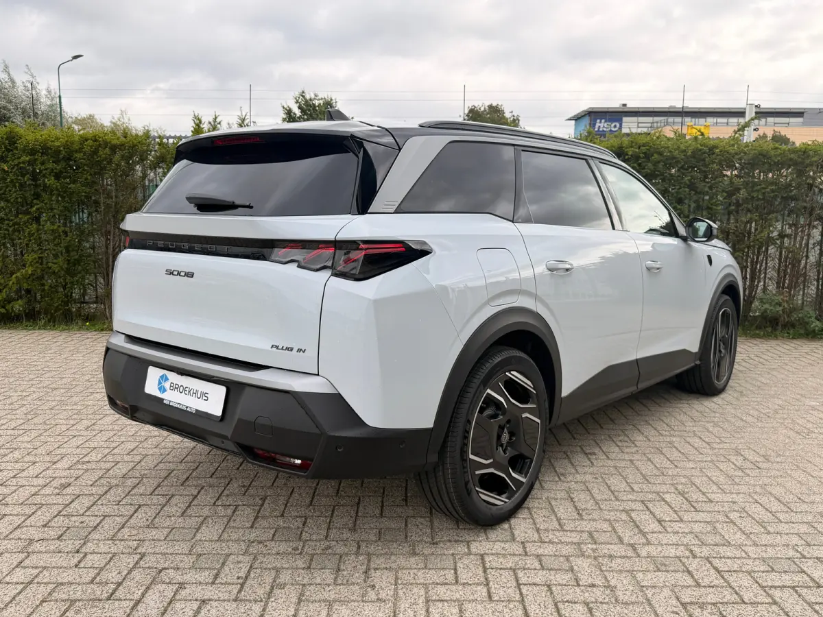 Plug-in Hybrid 225 GT Exclusive 5p | 8 Jaar Garantie | Schuifdak | Adapt. Cruise | Nappa Leder | 360 Camera | Stoelverwarming/verkoeling | Massage | Memory | Elektr. Klep | 20 Inch | Matrix 