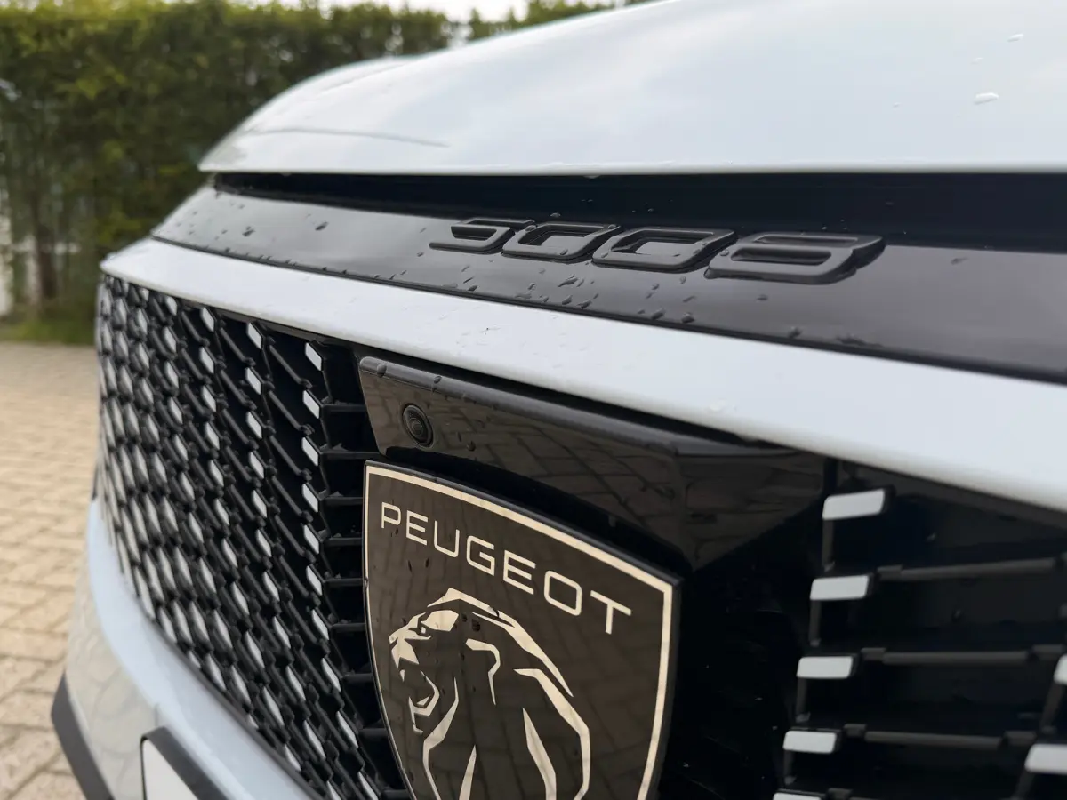 Plug-in Hybrid 225 GT Exclusive 5p | 8 Jaar Garantie | Schuifdak | Adapt. Cruise | Nappa Leder | 360 Camera | Stoelverwarming/verkoeling | Massage | Memory | Elektr. Klep | 20 Inch | Matrix 