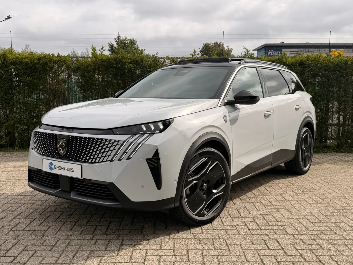 Plug-in Hybrid 225 GT Exclusive 5p | 8 Jaar Garantie | Schuifdak | Adapt. Cruise | Nappa Leder | 360 Camera | Stoelverwarming/verkoeling | Massage | Memory | Elektr. Klep | 20 Inch | Matrix 