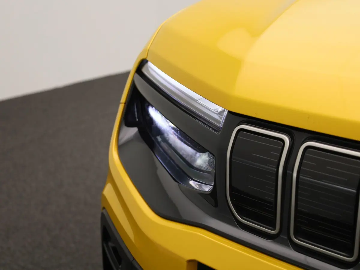 Longitude 54 kWh | Camera | Stoelverwarming | Navigatie | Elektrische Achterklep | Apple Carplay&Android Auto