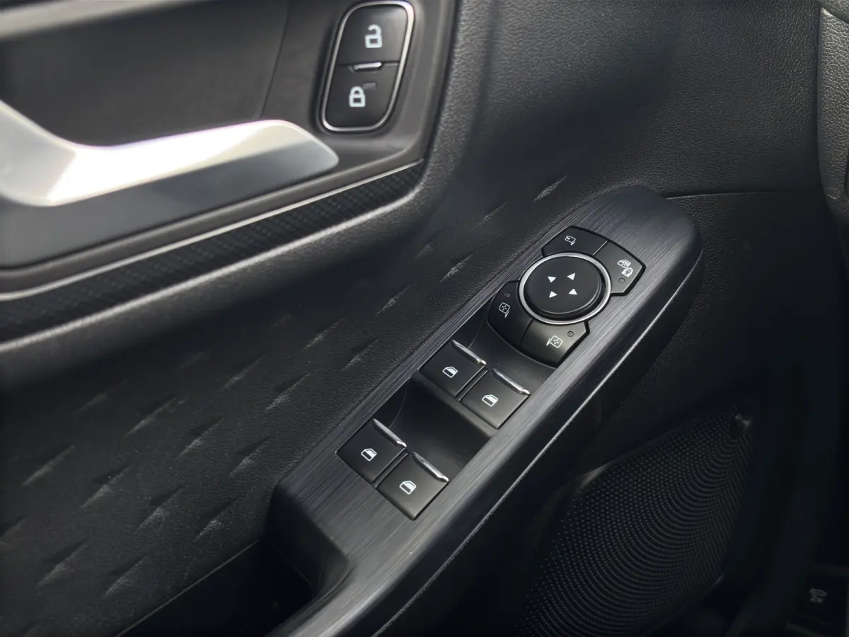 1.5 ST-Line X | Trekhaak | Adap. Cruise | Apple Carplay | B&O Audio | Stoelverwarming