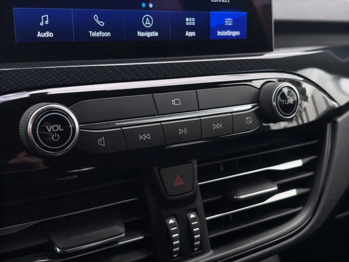 1.5 ST-Line X | Trekhaak | Adap. Cruise | Apple Carplay | B&O Audio | Stoelverwarming