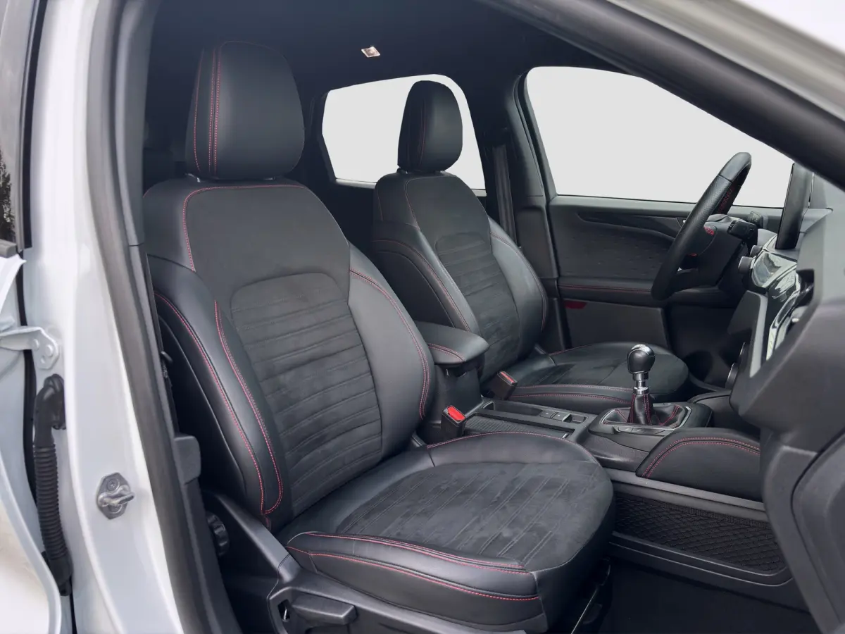 1.5 ST-Line X | Trekhaak | Adap. Cruise | Apple Carplay | B&O Audio | Stoelverwarming