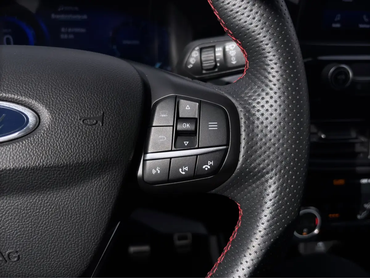 1.5 ST-Line X | Trekhaak | Adap. Cruise | Apple Carplay | B&O Audio | Stoelverwarming
