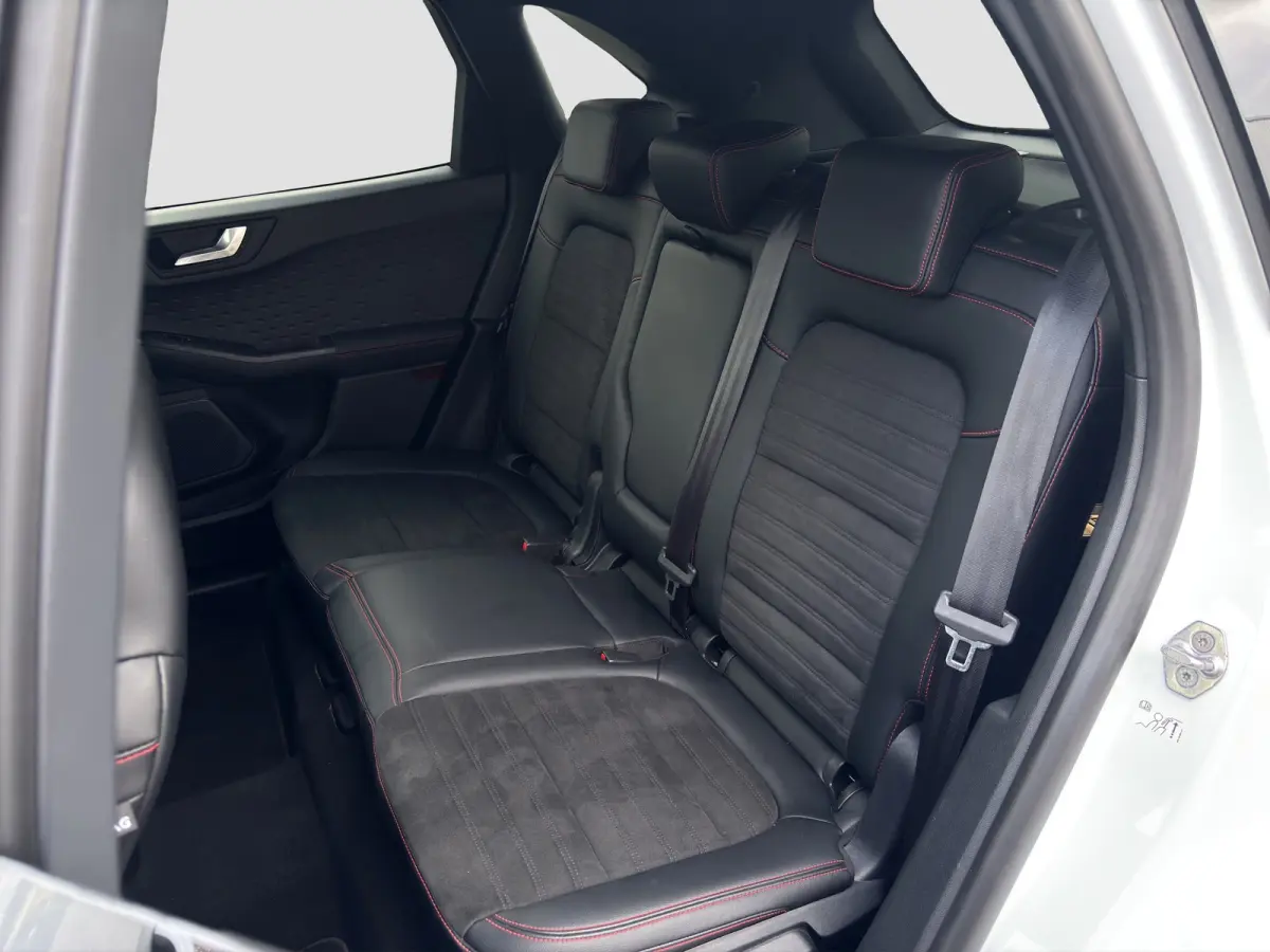 1.5 ST-Line X | Trekhaak | Adap. Cruise | Apple Carplay | B&O Audio | Stoelverwarming