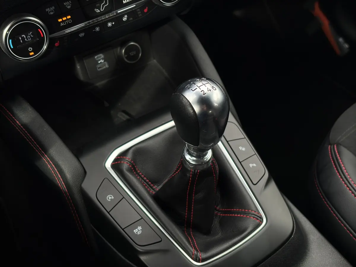 1.5 ST-Line X | Trekhaak | Adap. Cruise | Apple Carplay | B&O Audio | Stoelverwarming