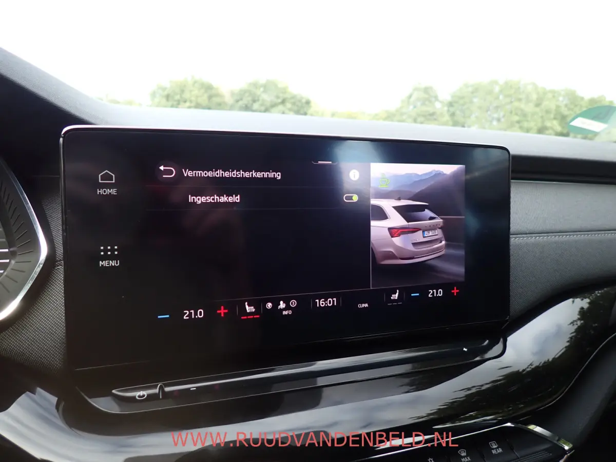 1.5 e-TSI / ACC / CARPLAY / KEYLESS / CAMERA / SFEERVERLICHTING