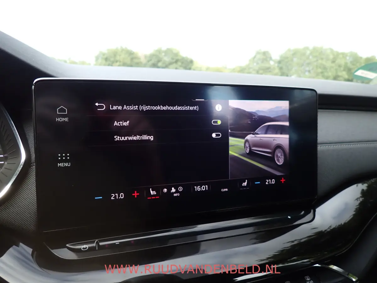 1.5 e-TSI / ACC / CARPLAY / KEYLESS / CAMERA / SFEERVERLICHTING